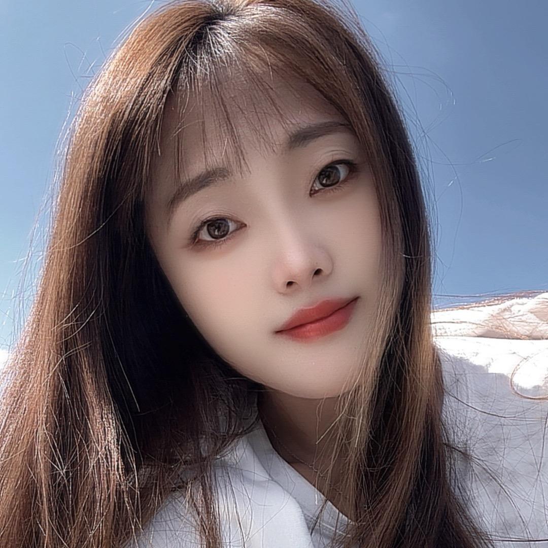 何漂亮🌻