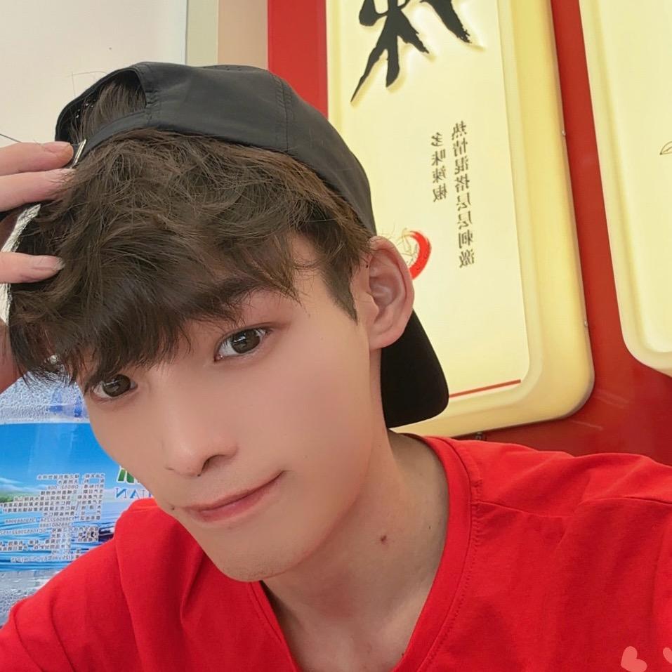 绝味鸭脖小航