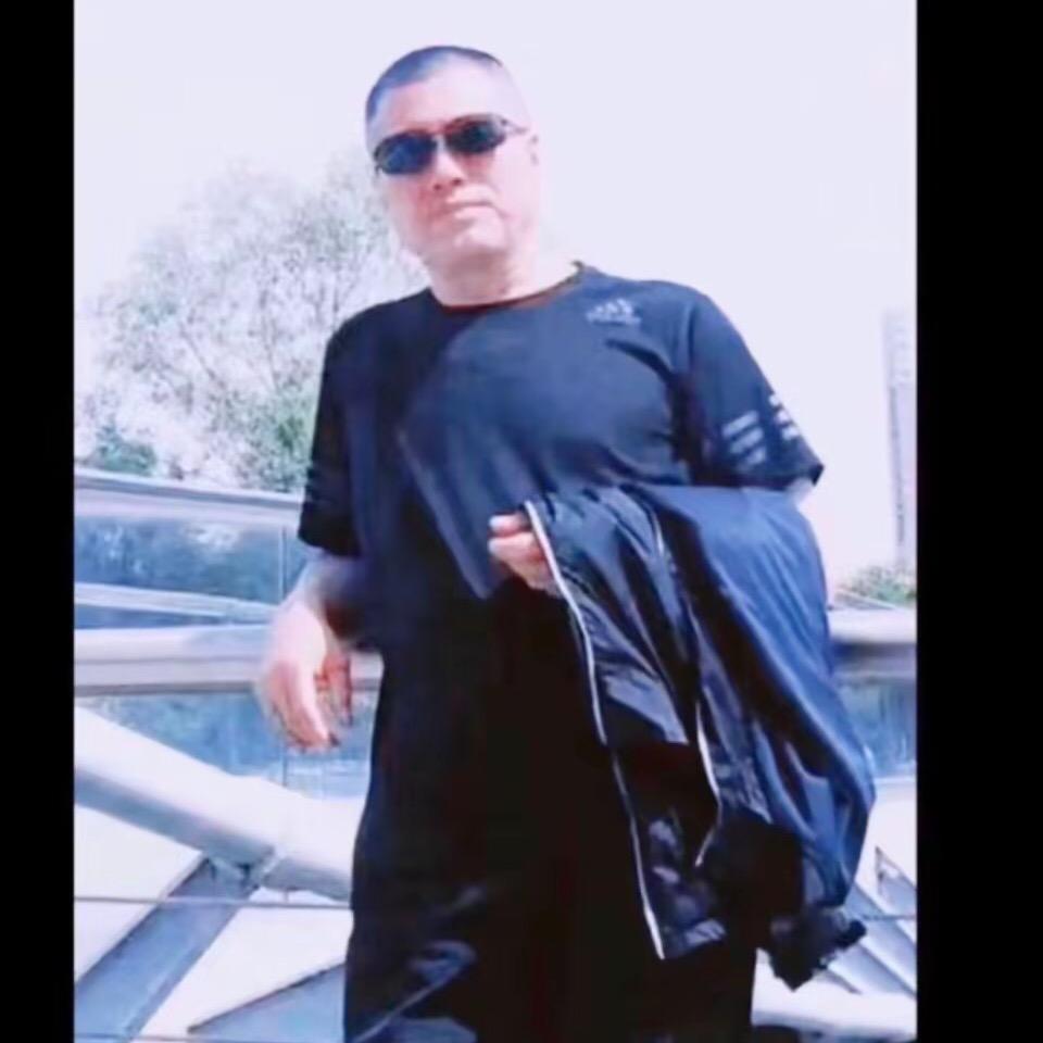 Mr M