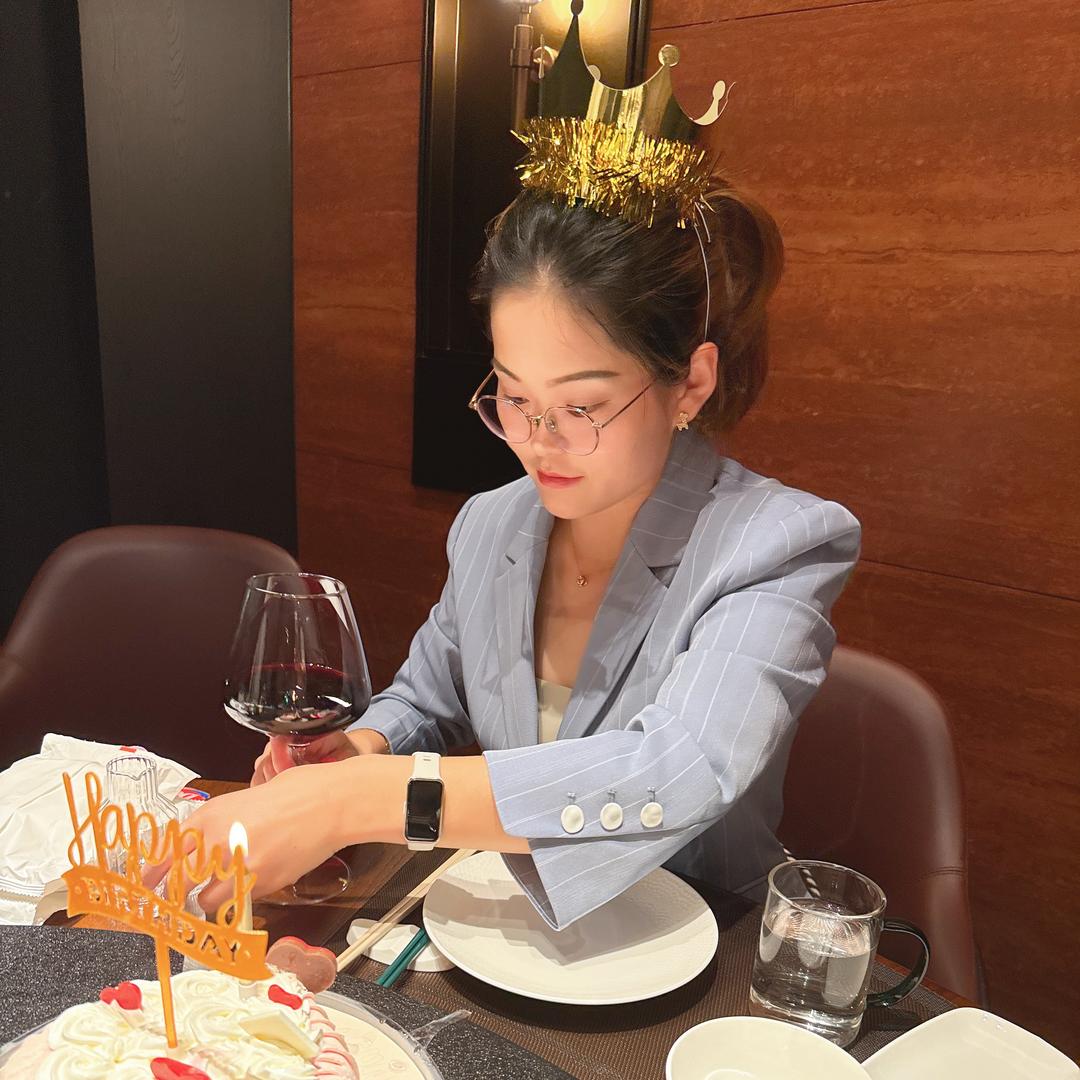 李微小米华为苹果小度戴森九号SKG倍轻松
