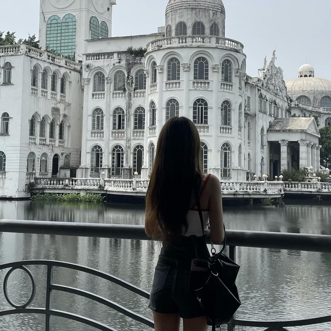 小美收割机👩‍❤️‍👨