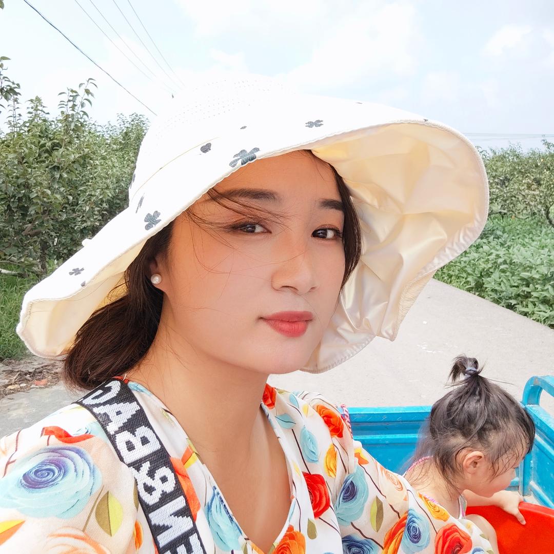 苏蕾（41岁三胎孕妈）