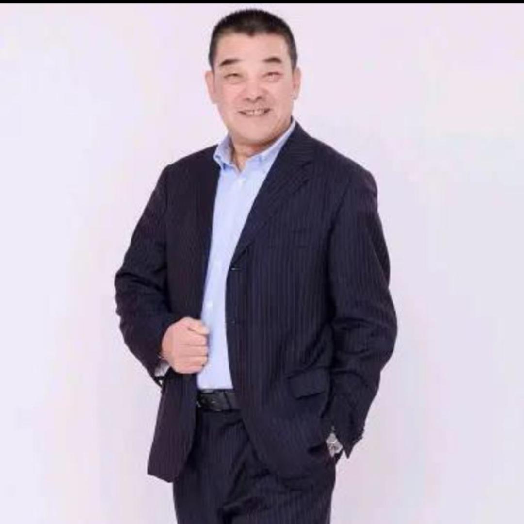 李哥爱跳舞