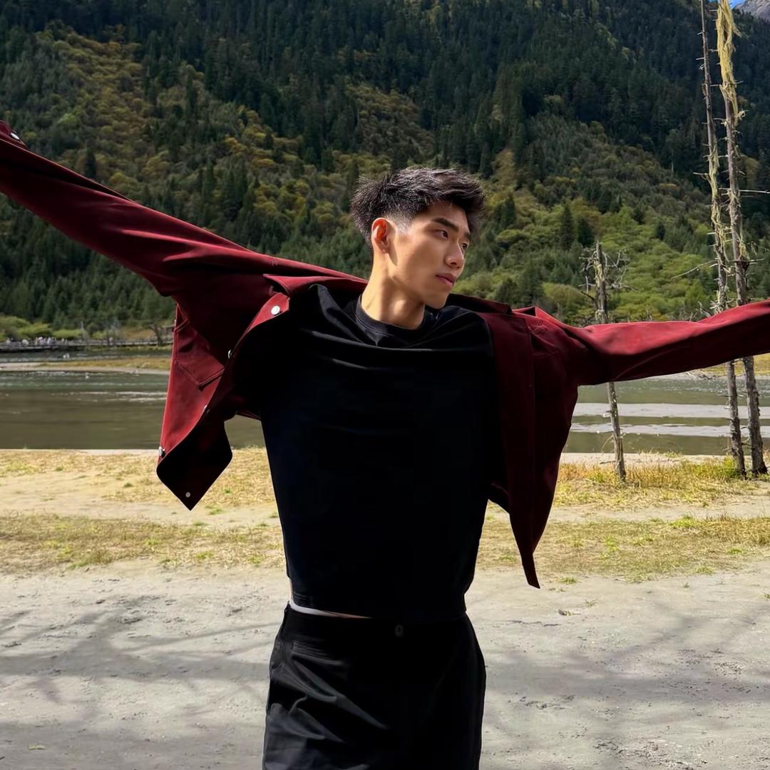 𝔽𝕝𝕚𝕡𝕡𝕖𝕕