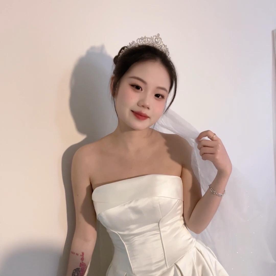 欣欣儿