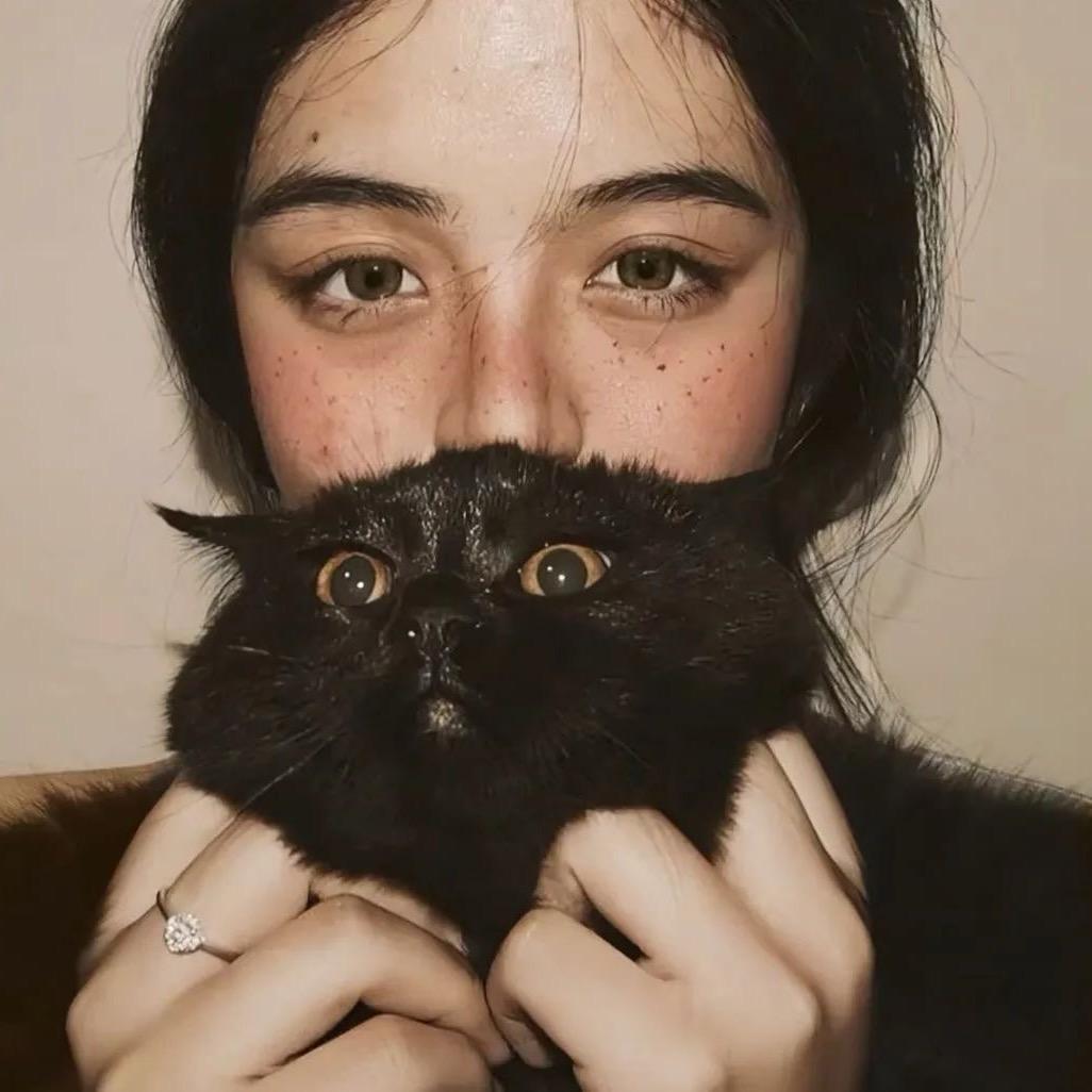 L🦋