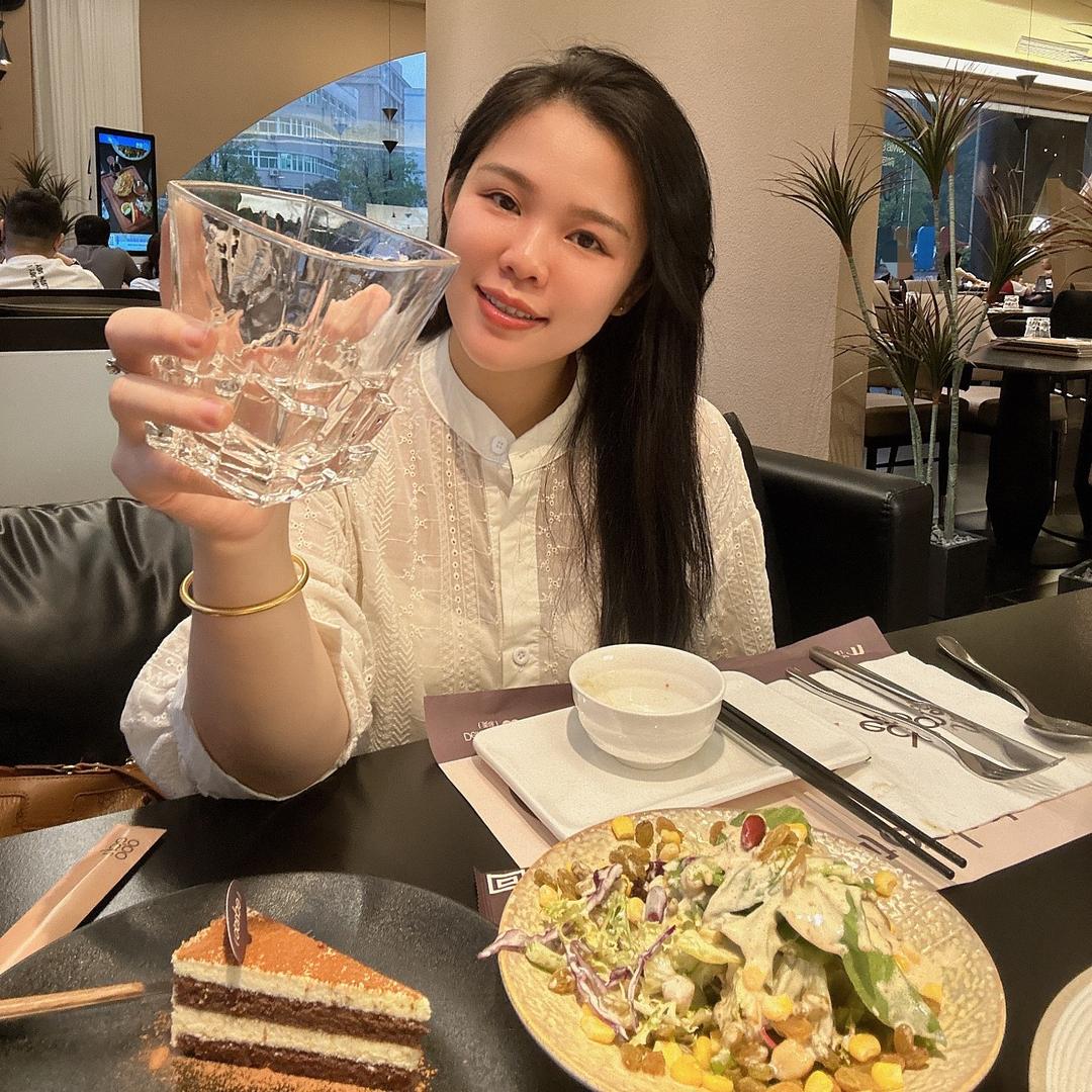 亚太名媛-🥂