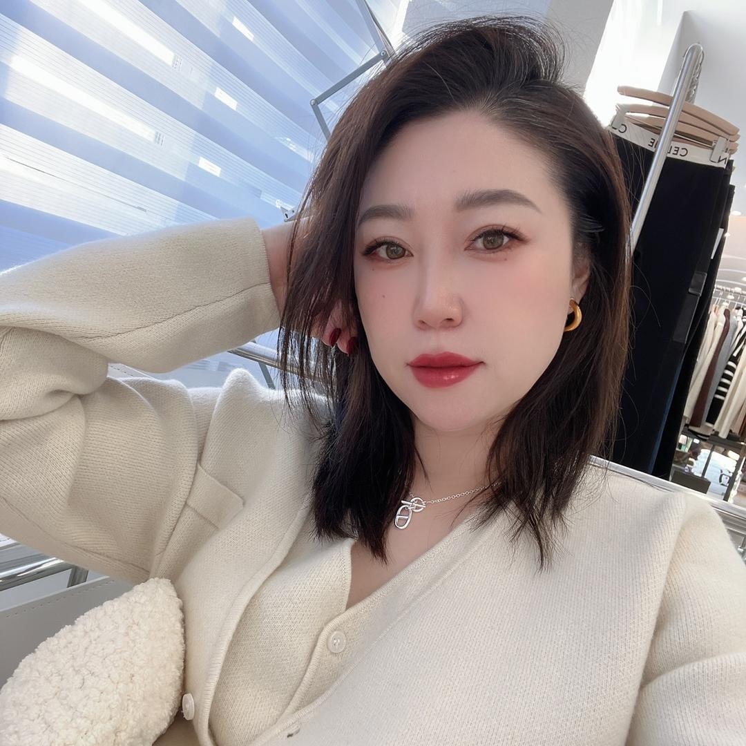 海拉尔区敖德家服饰
