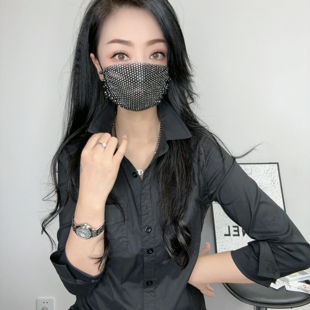 蕊蕊潮流服饰馆