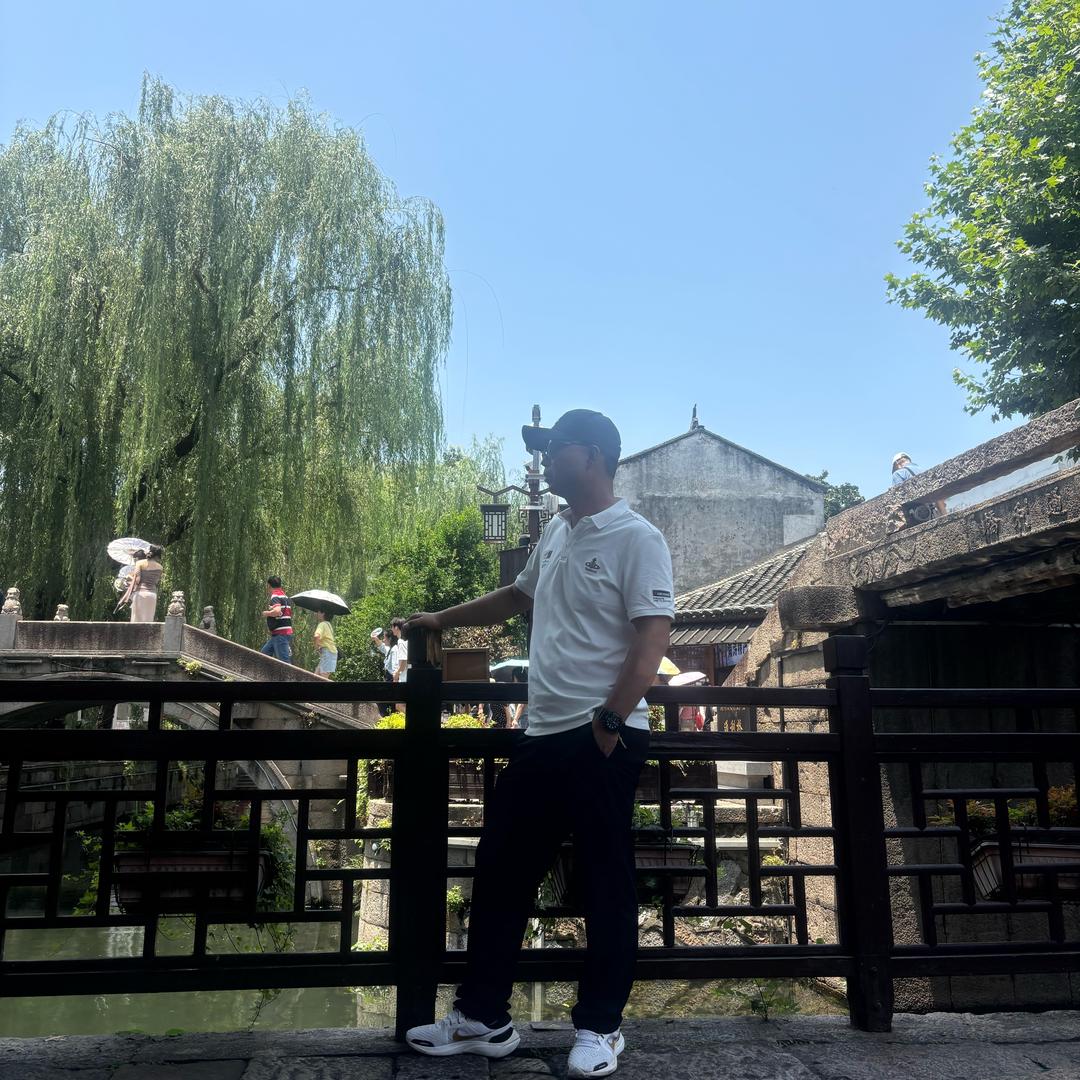 黑色幽默