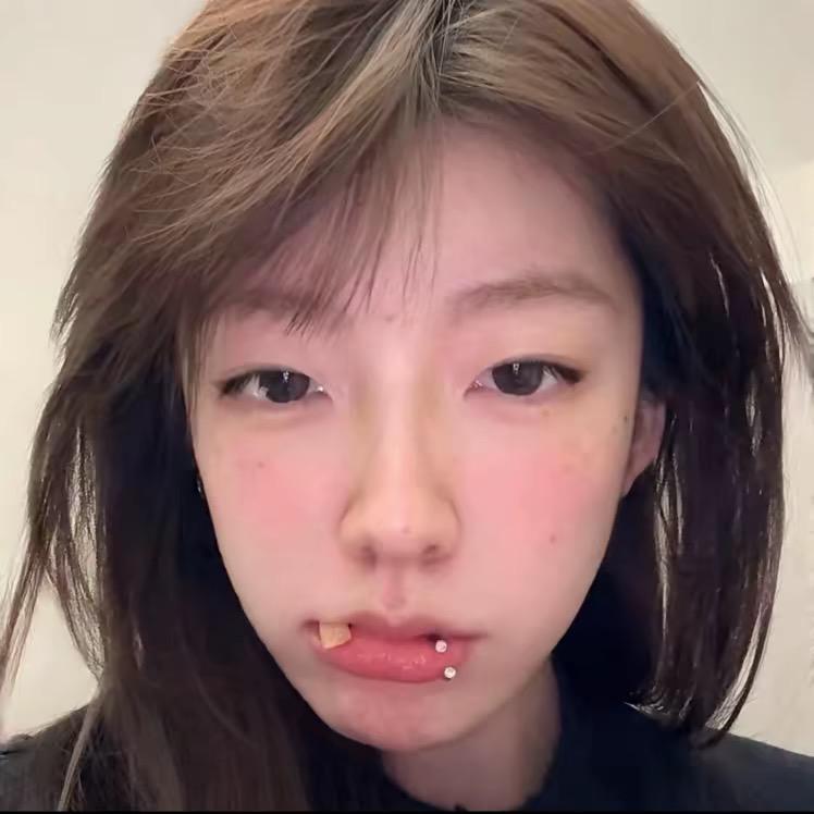 左瞳
