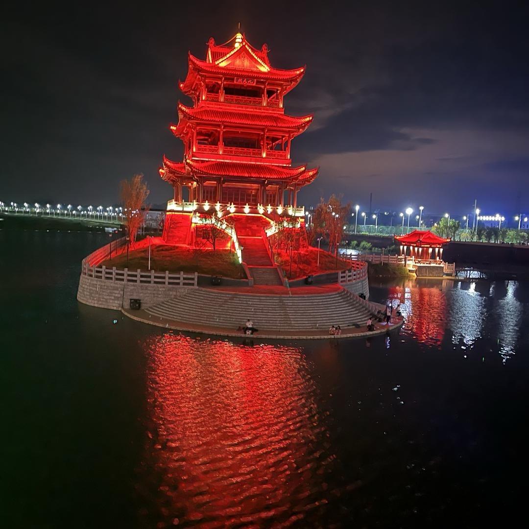 迪迪家的服装店