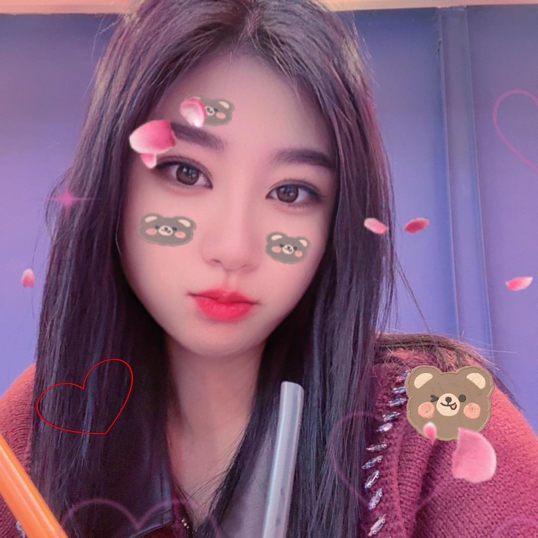 三  三