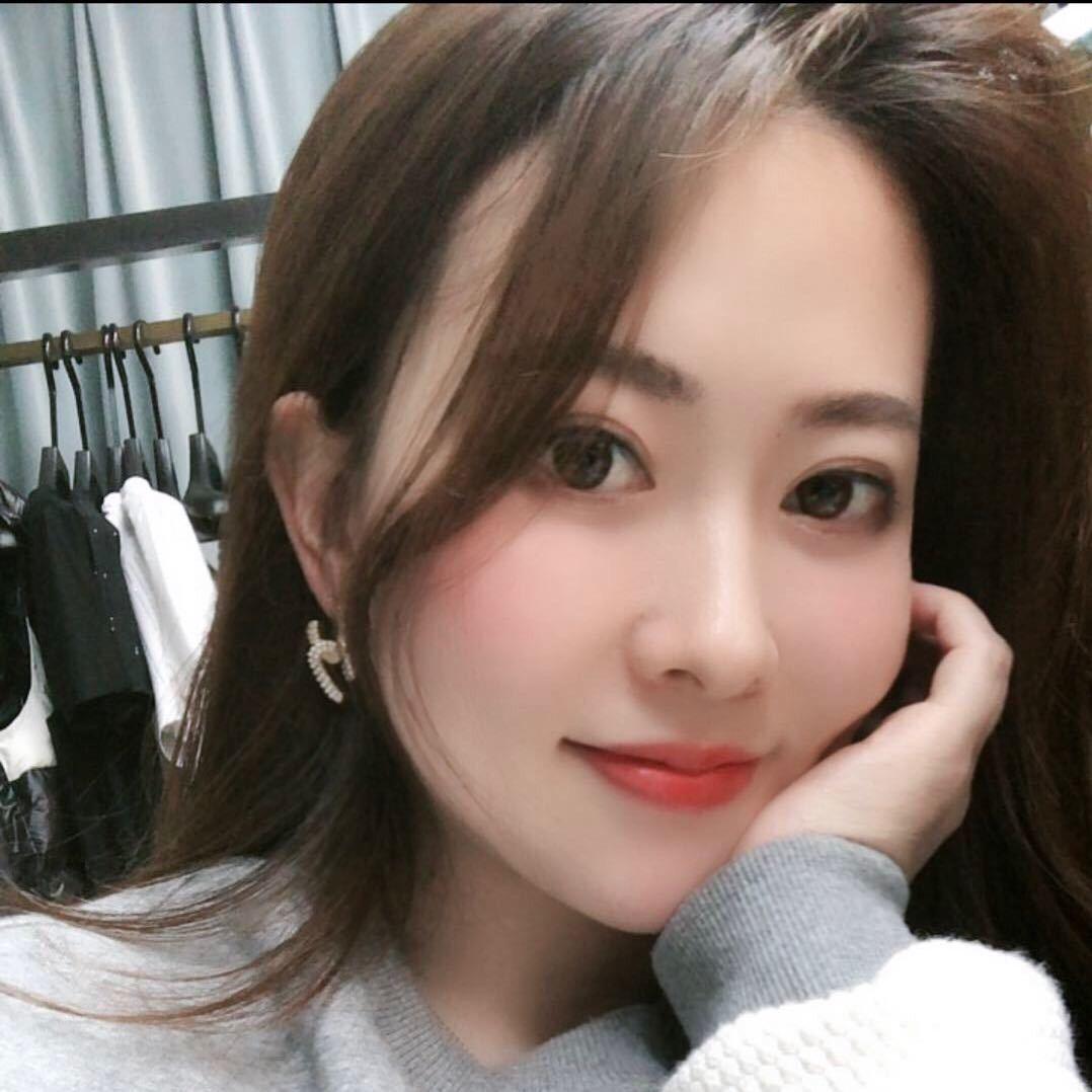 亚琴潮流男装店