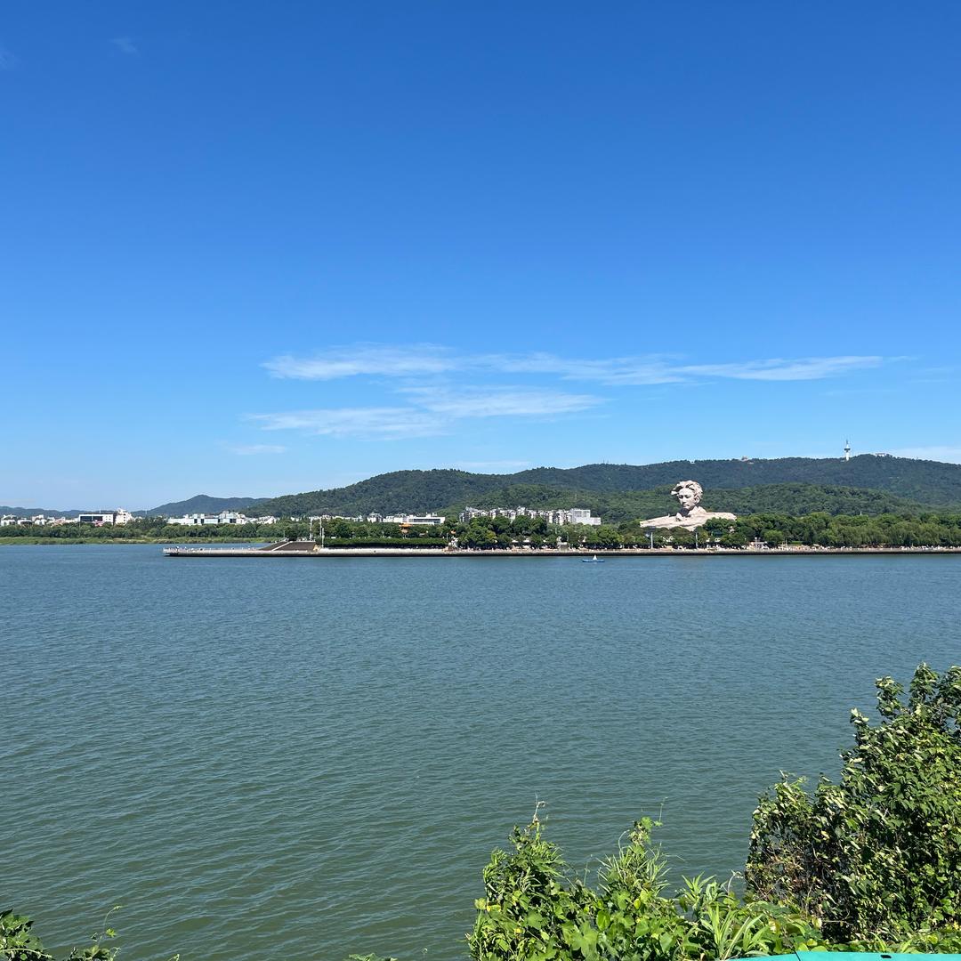 深圳地铁5号线刘