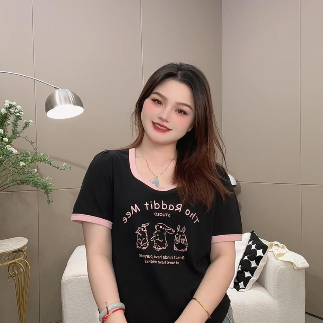 小琳微胖穿搭
