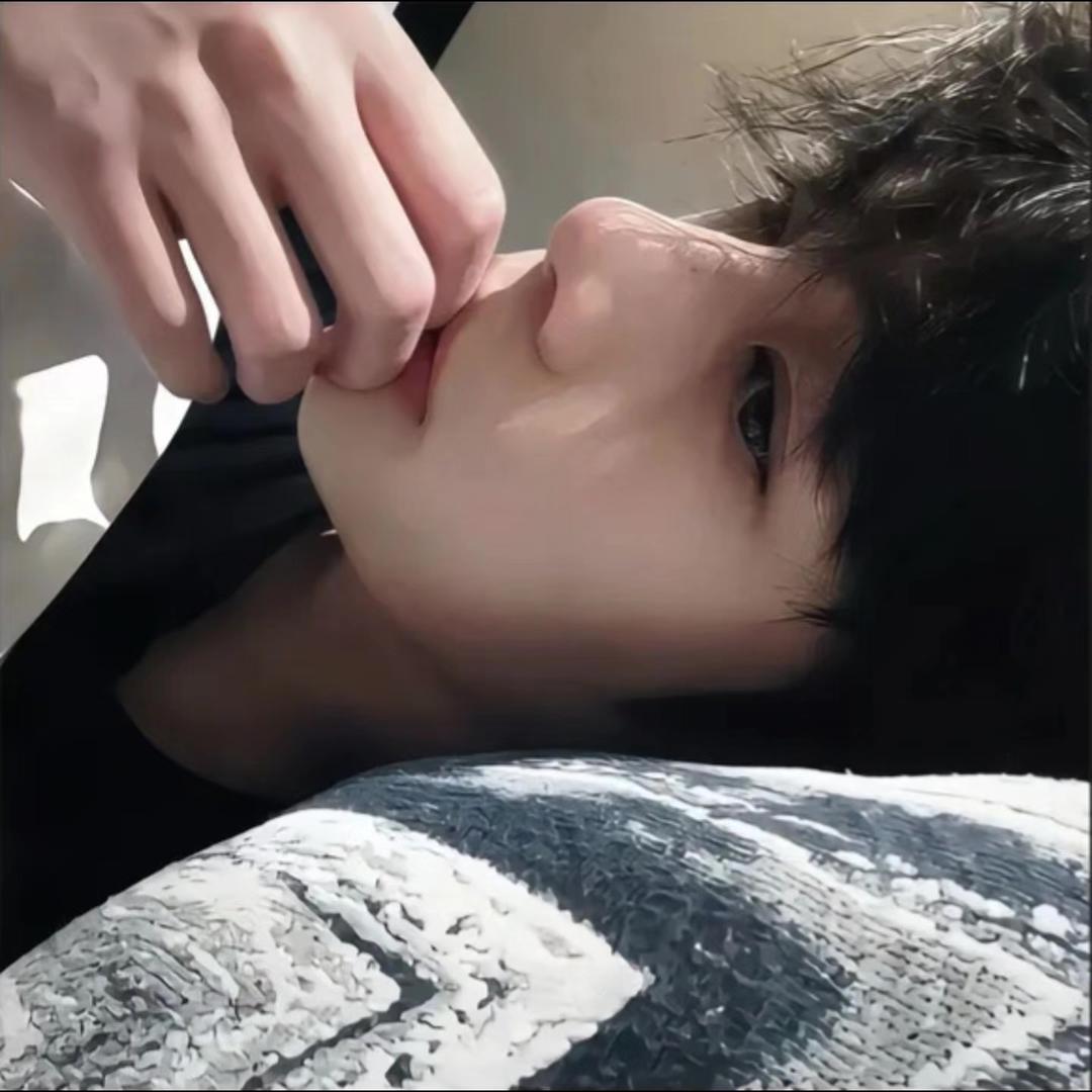 随风舞繁花落尽.