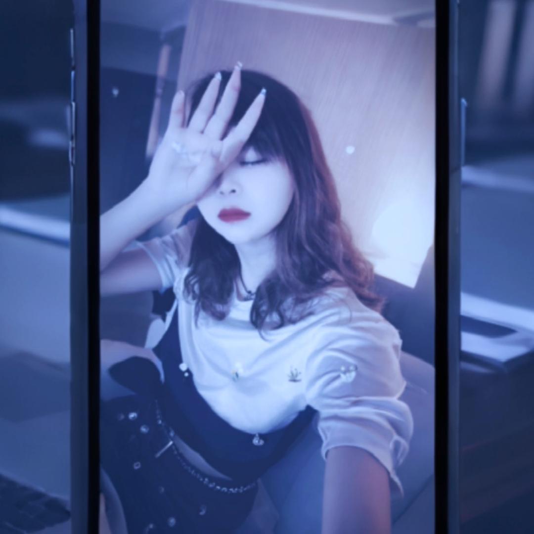 卖衣服的小姐姐