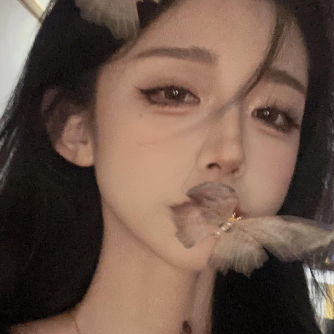 小财兔🐰