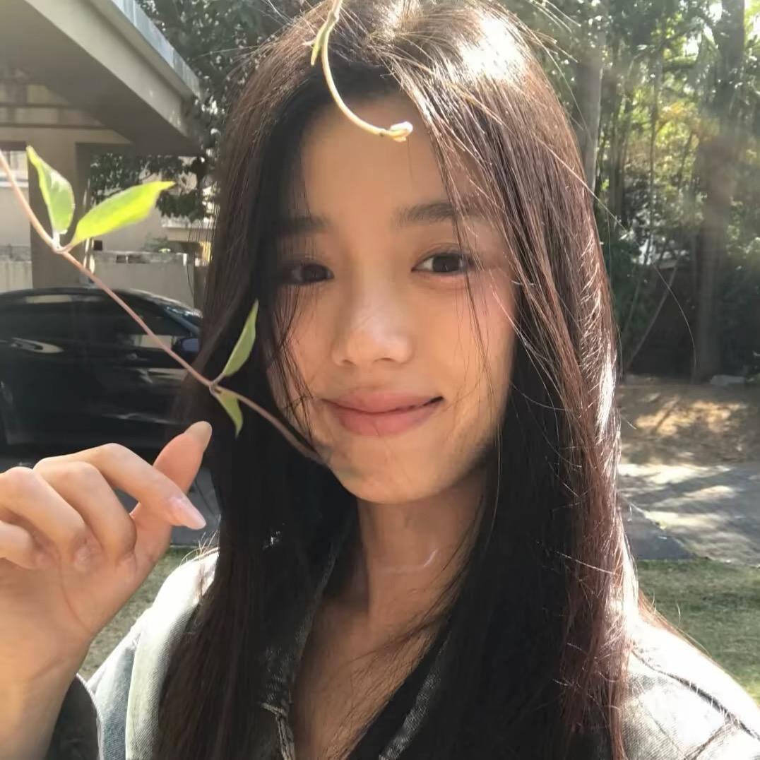 J-🌟