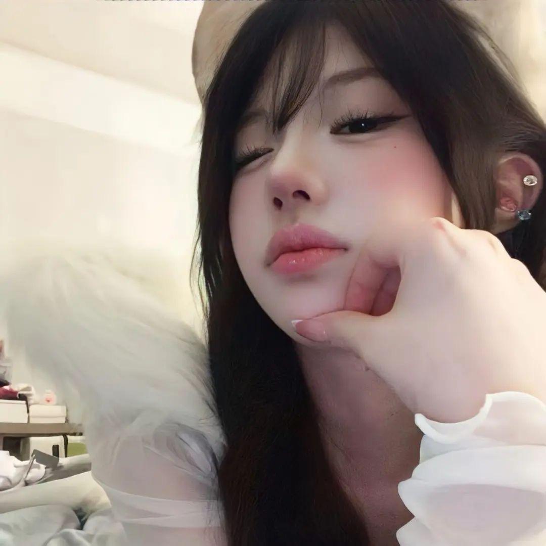 高冷悦少