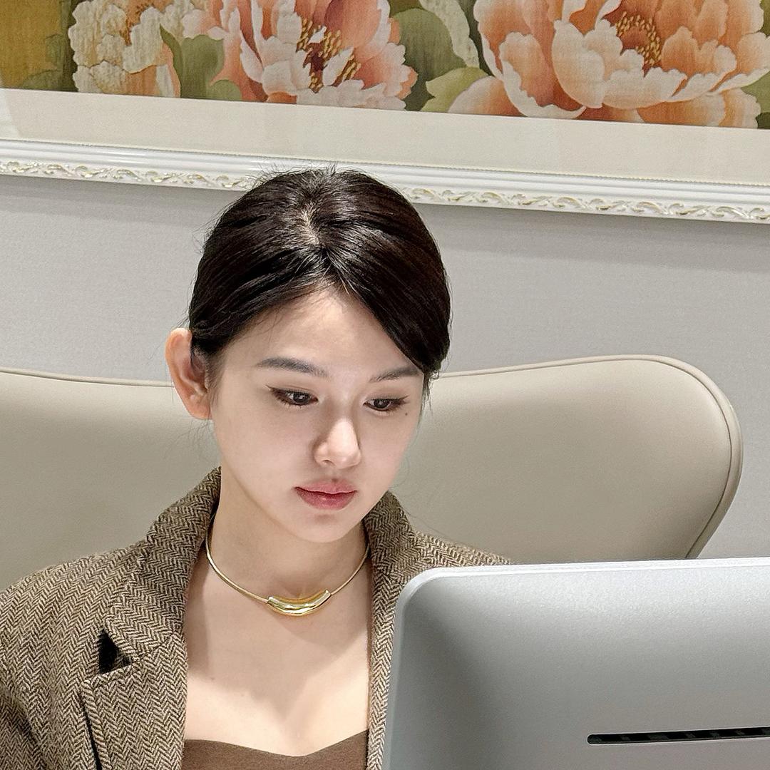 钮钴禄·怡婷