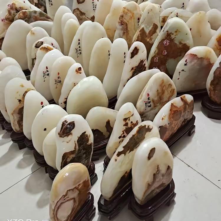 润石甄选