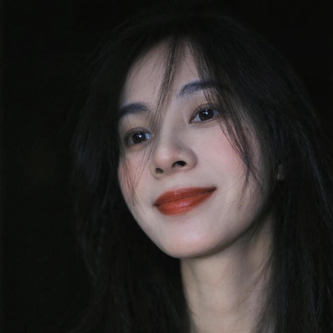 故事的小黄花🌼