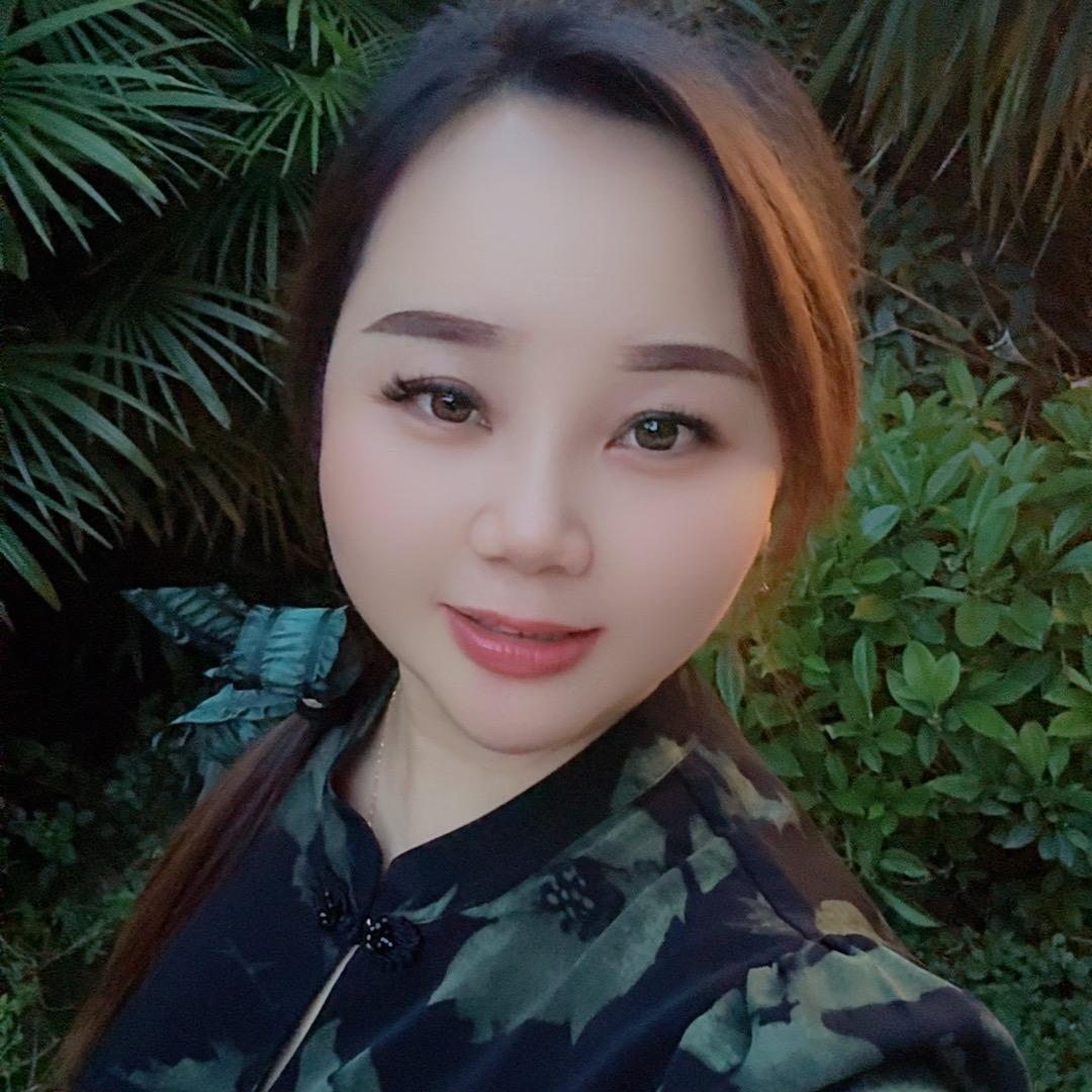 丰腴娇梅
