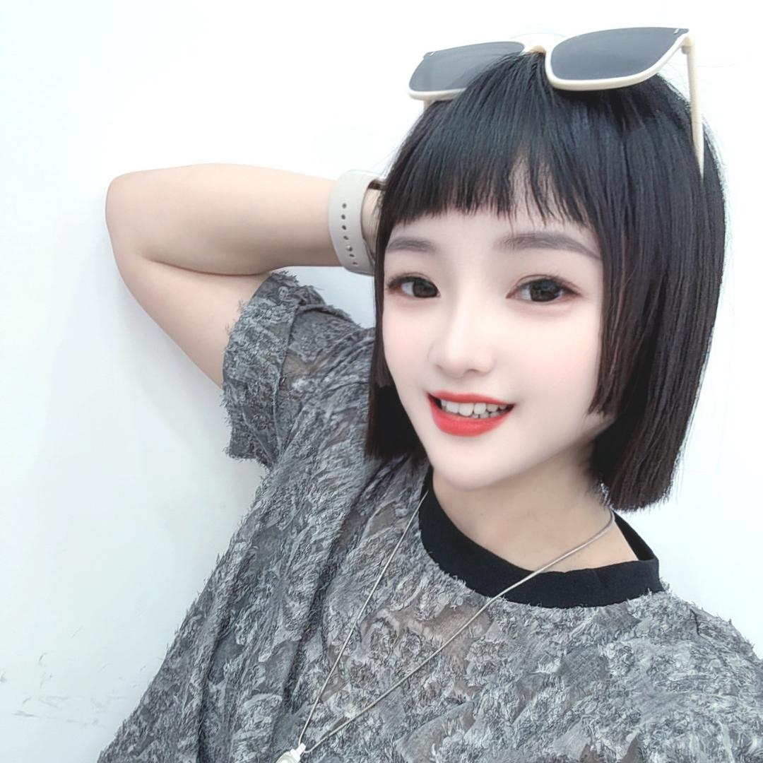 白杨（每晚8点首播）