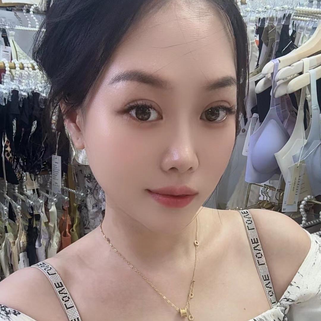 枫芯麦服饰