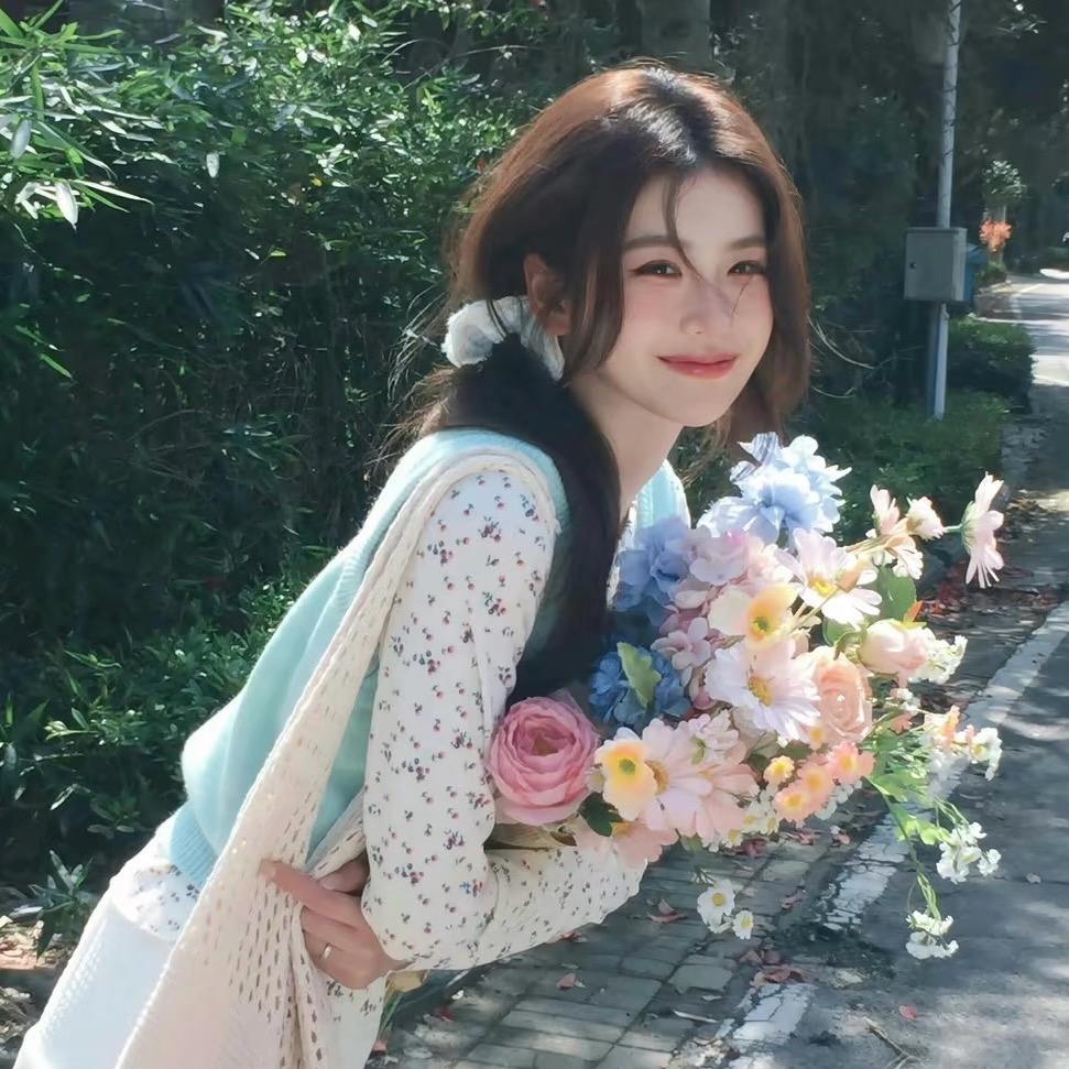 QQ草莓糖🍓