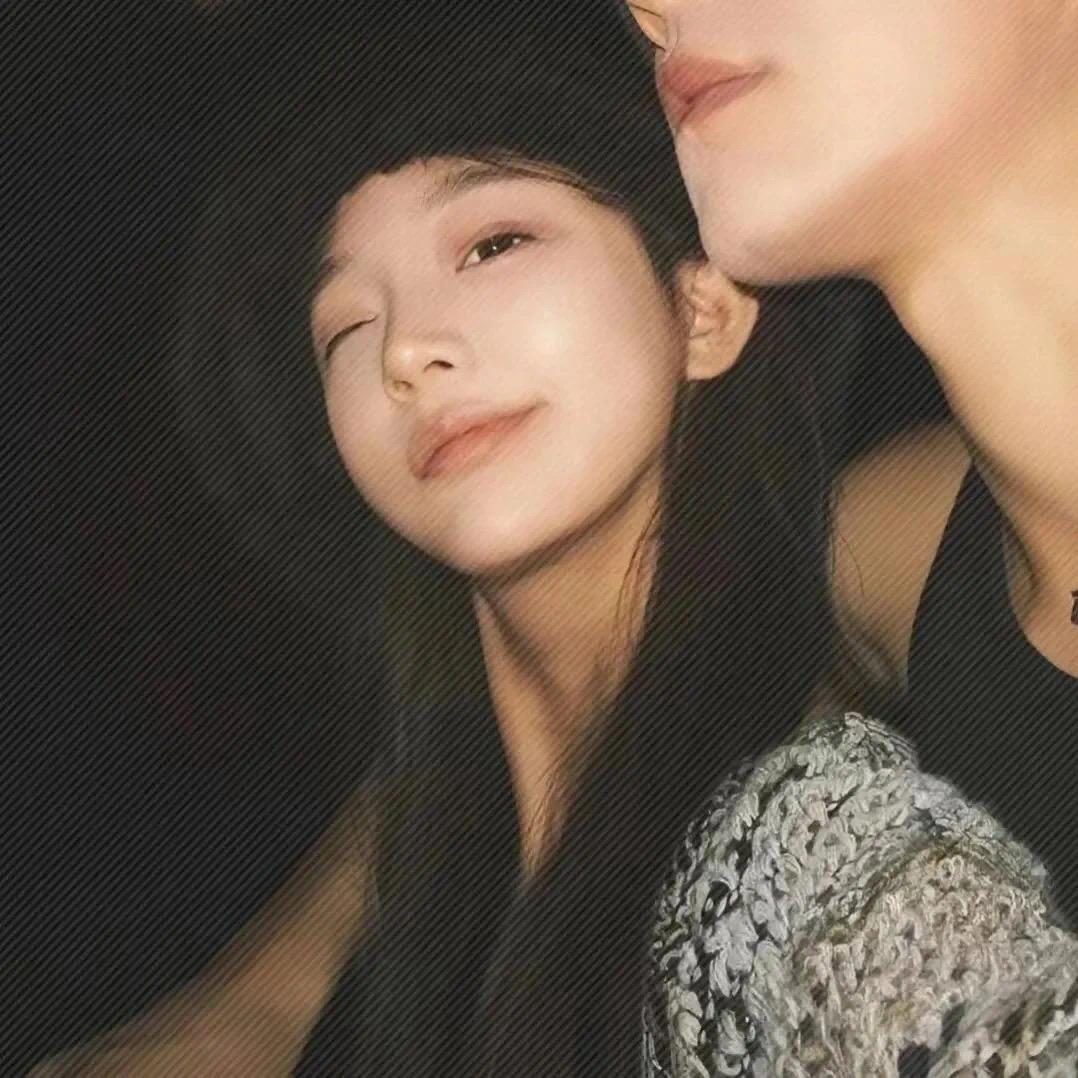 -爱吃秋刀鱼.