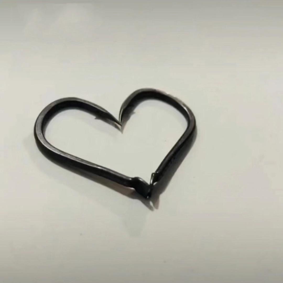 小猫钓鱼去了