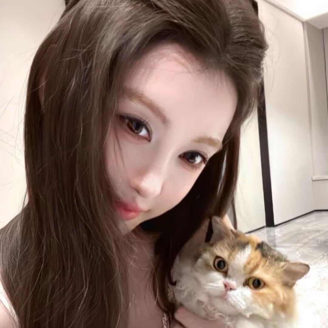 千千.