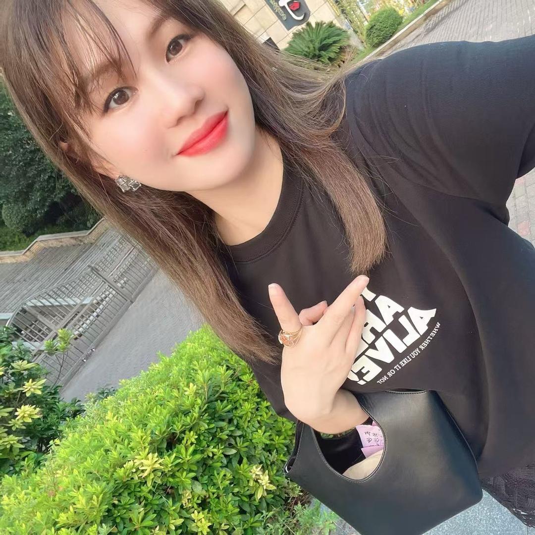 一个不懂钓鱼的老板娘