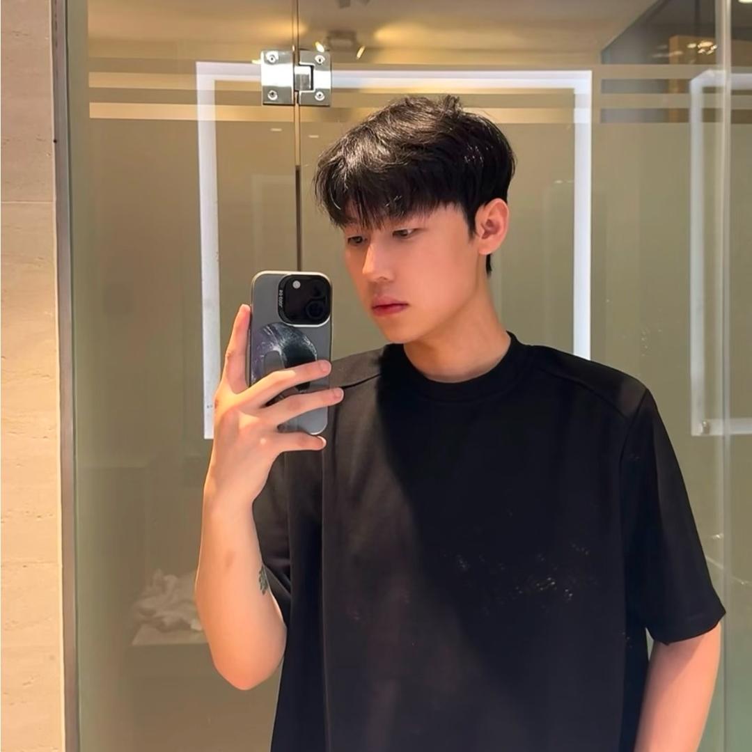 12月🍎爱打台球🎱