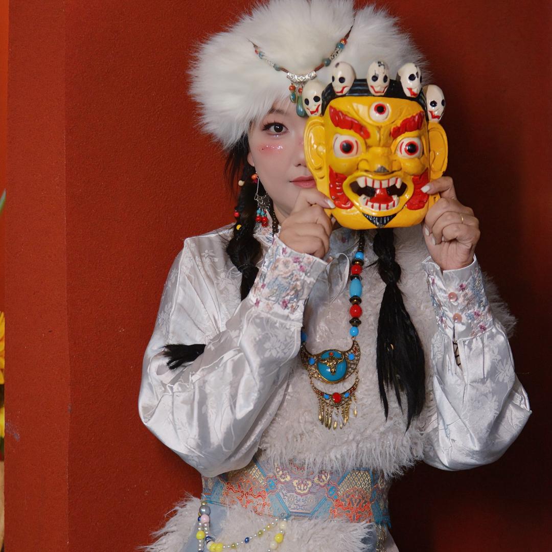 ʜᴀ͟ᴘ͟ᴘ͟ʏ ᴇᴠᴇʀʏᴅᴀʏ̆̈