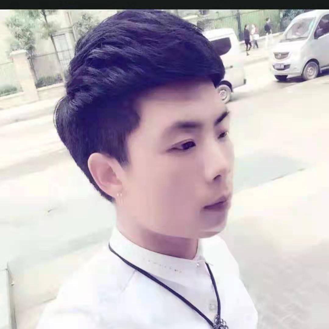 一个卖💊的👦