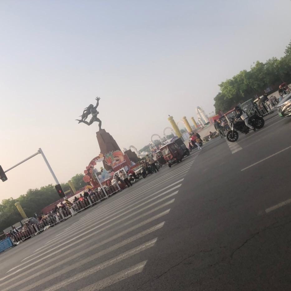 武陟三阳村西口往南第五街
