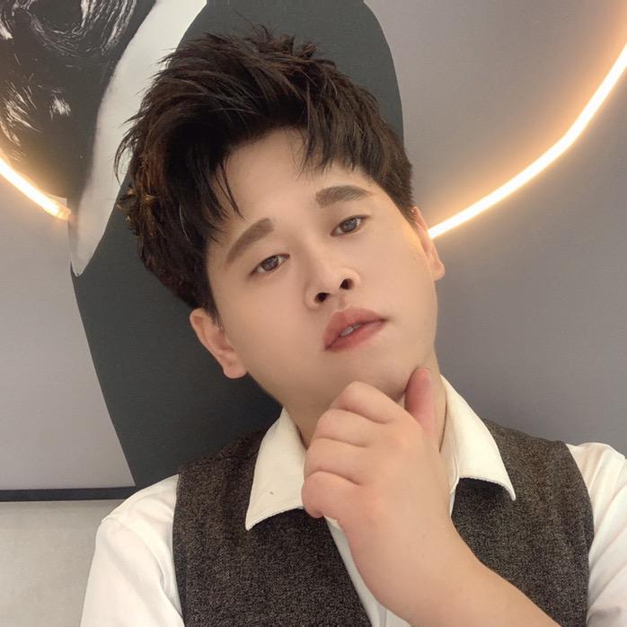 渠县黄二娃发型设计（龙哥说洗护点橱窗）