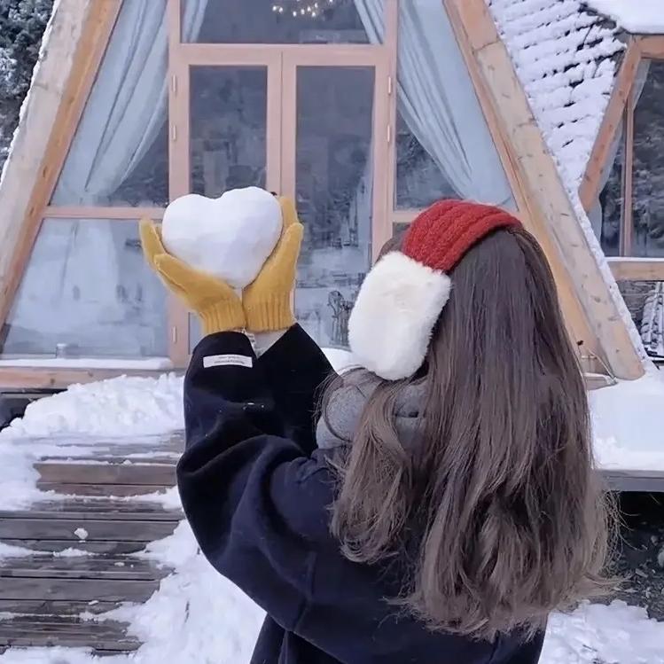 爱唯依精选女装