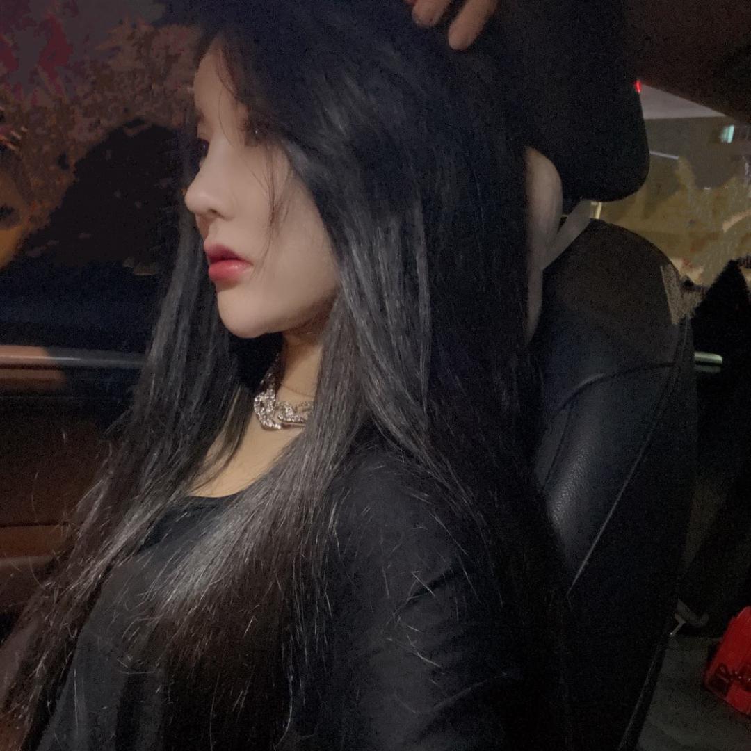 L  ღ ✨