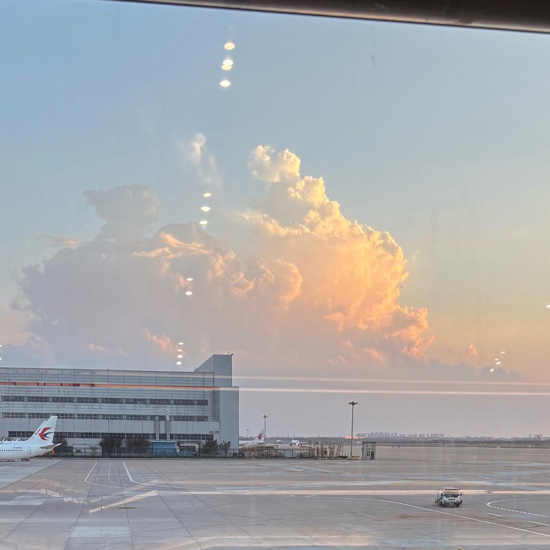 阿肯苦累呀后笨