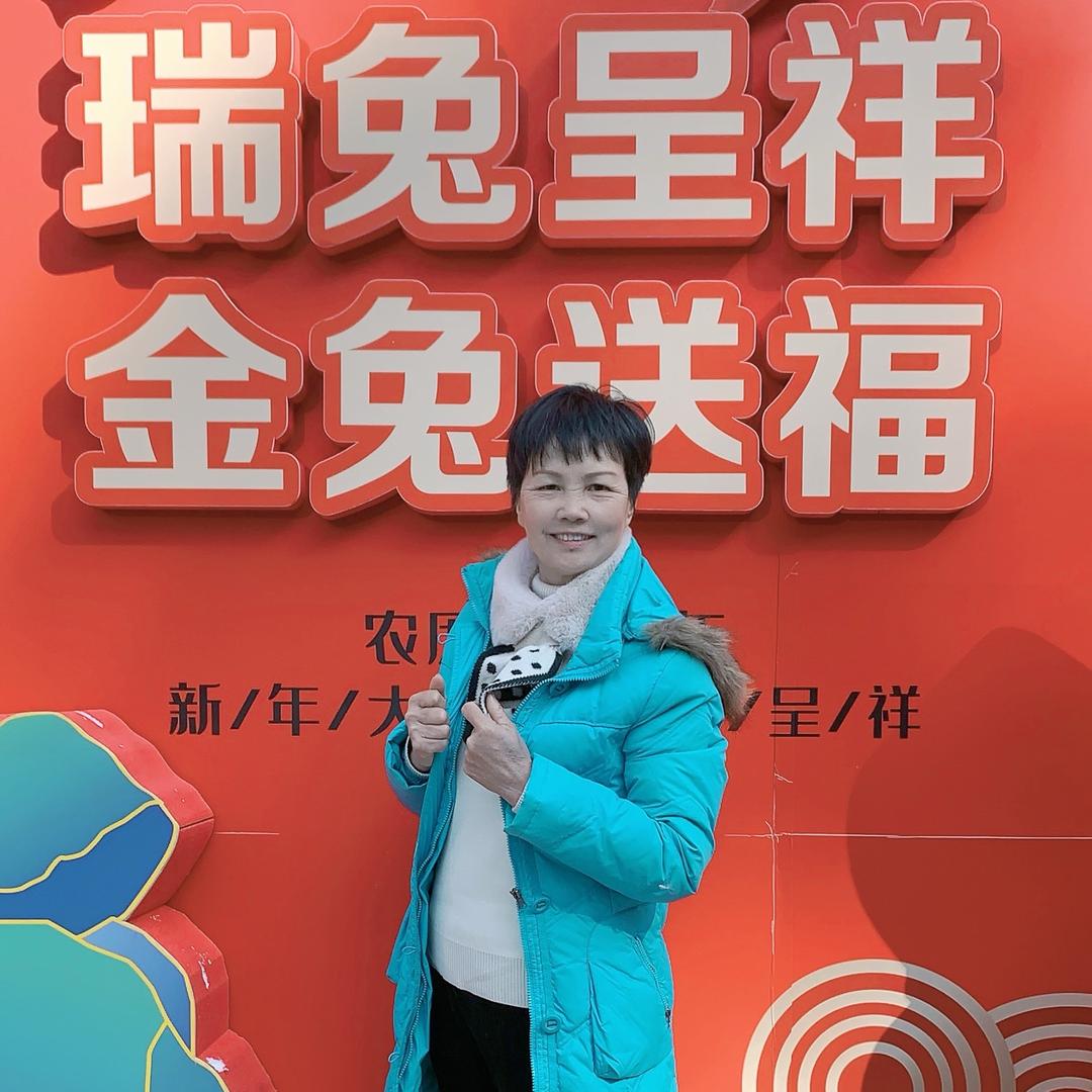 彩霞