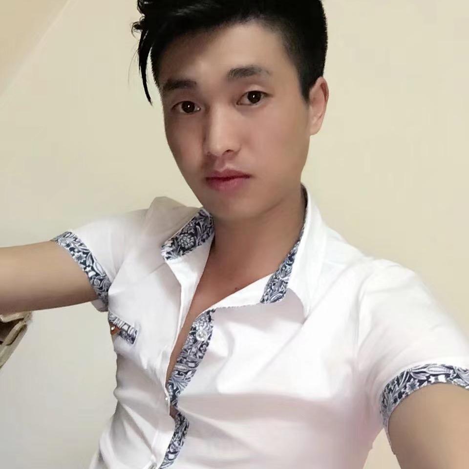 段天龙卖饲料