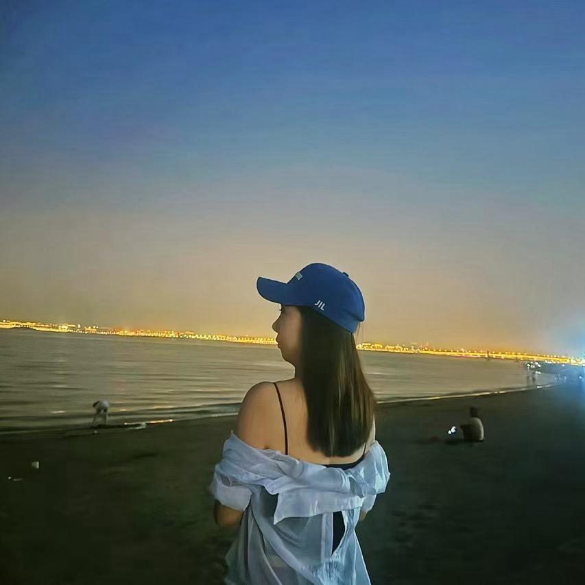 请叫我黄小姐