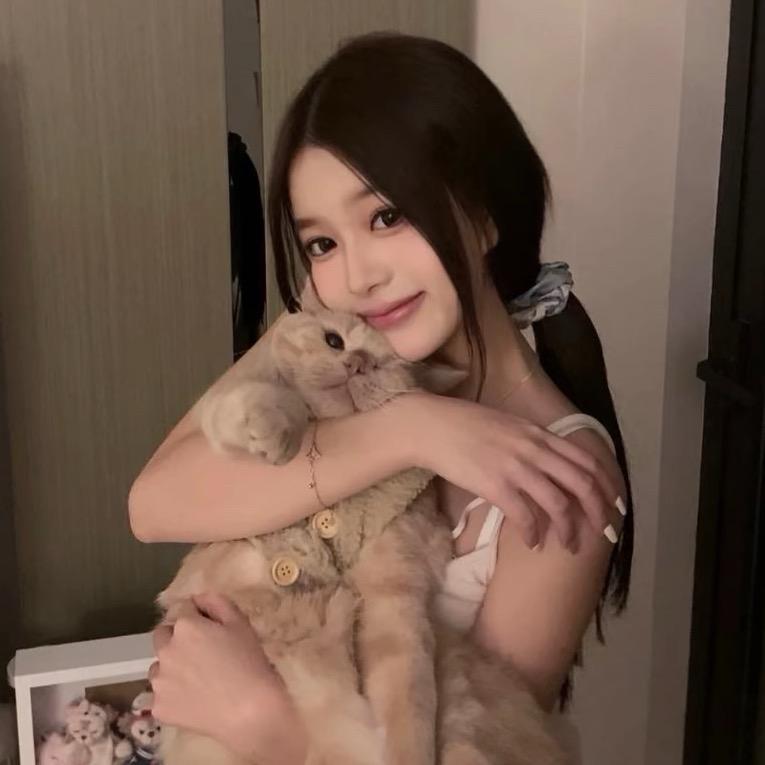 依依