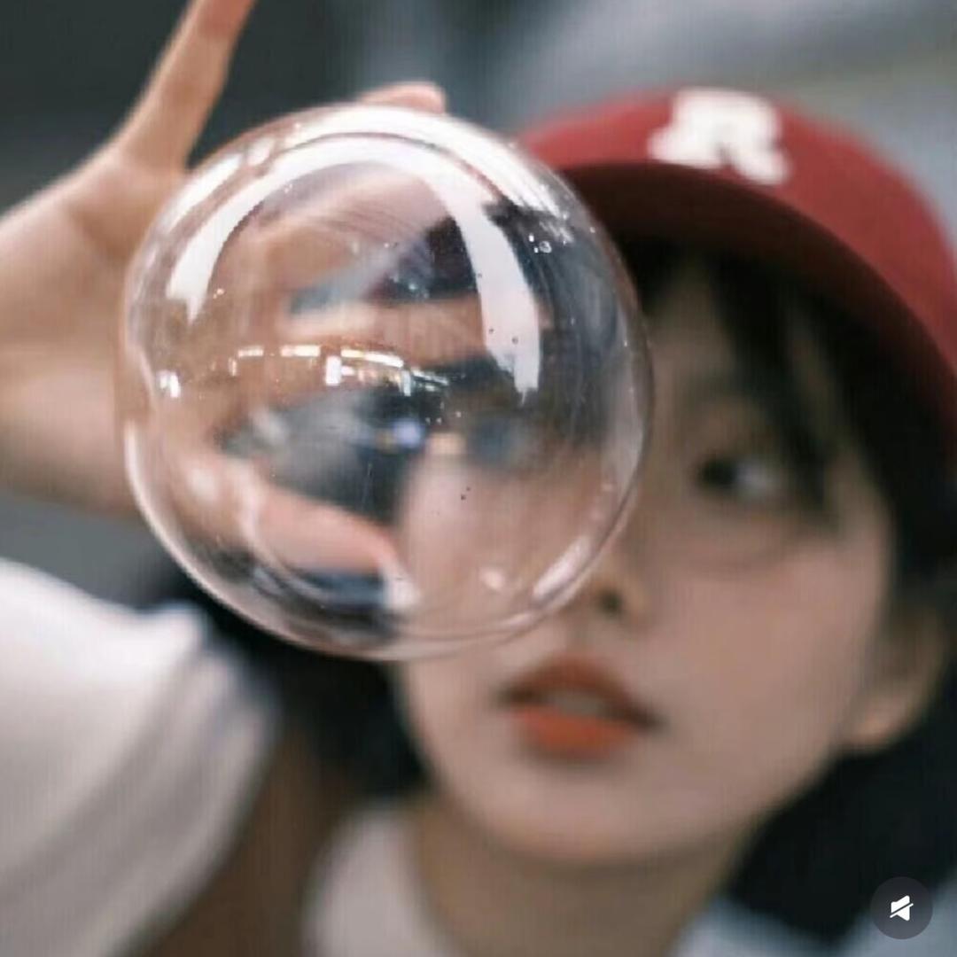 四月