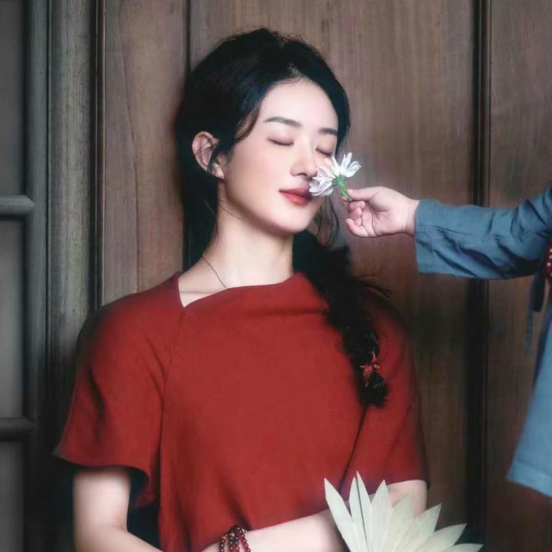 亦菲Crystal